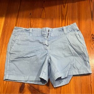 Vineyard Vines blue shorts. Size 2